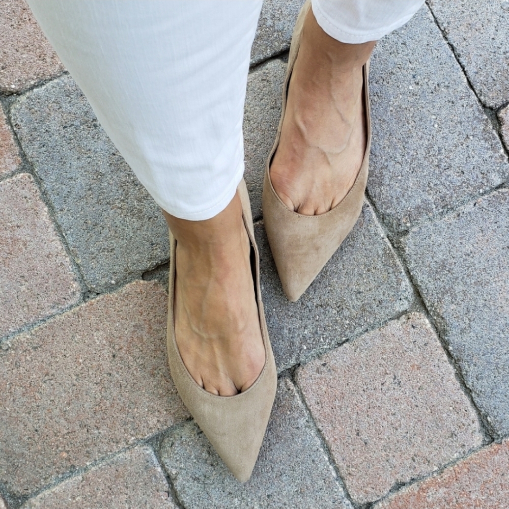 Sam Edelman Sally Oatmeal Tan Suede Pointed Toe Neutral Flats Flats New in Box